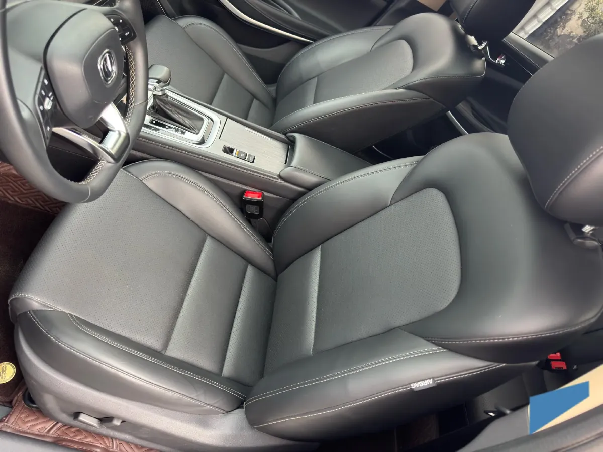 2021 ChangAn Raeton CC 1.5T 180HP L4 7DCT,autocango,china used car exporter,china ev exporter,chinese used car exporter,chinese used ev exporter