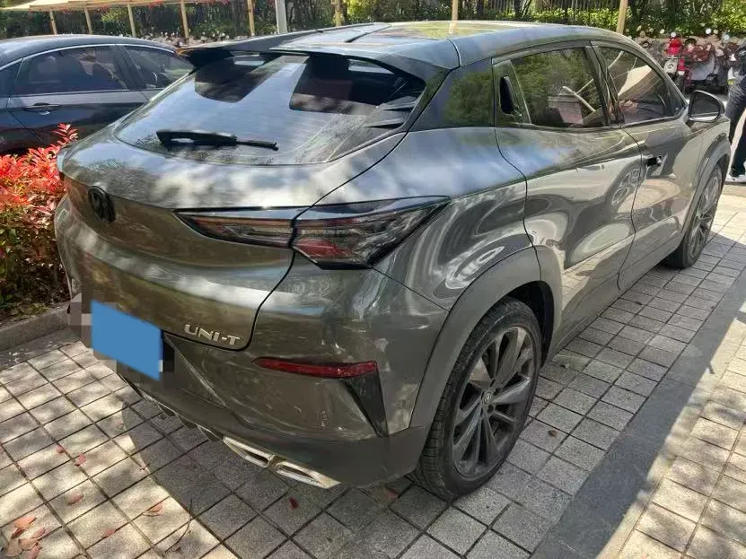 2020 ChangAn UNI-T 1.5T 180HP L4 7DCT,autocango,china used car exporter,china ev exporter,chinese used car exporter,chinese used ev exporter