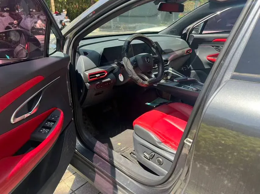 2020 ChangAn UNI-T 1.5T 180HP L4 7DCT,autocango,china used car exporter,china ev exporter,chinese used car exporter,chinese used ev exporter