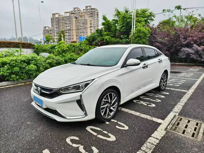 2020 DongFeng Aeolus YiXuan 1.5T 150HP L4 6DCT,autocango,china used car exporter,china ev exporter,chinese used car exporter,chinese used ev exporter
