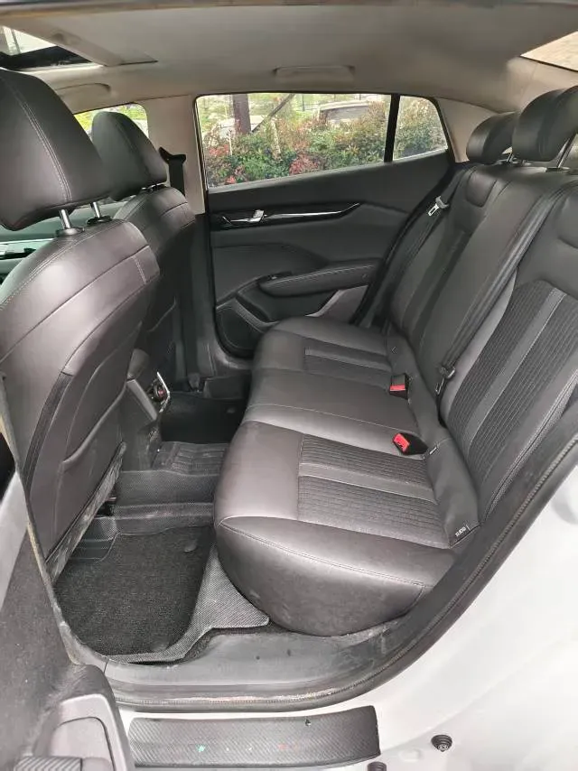 2020 DongFeng Aeolus YiXuan 1.5T 150HP L4 6DCT,autocango,china used car exporter,china ev exporter,chinese used car exporter,chinese used ev exporter