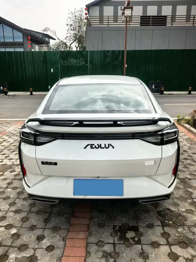 2024 DongFeng Aeolus YiXuan 1.5L 125HP L4 6DCT,autocango,china used car exporter,china ev exporter,chinese used car exporter,chinese used ev exporter