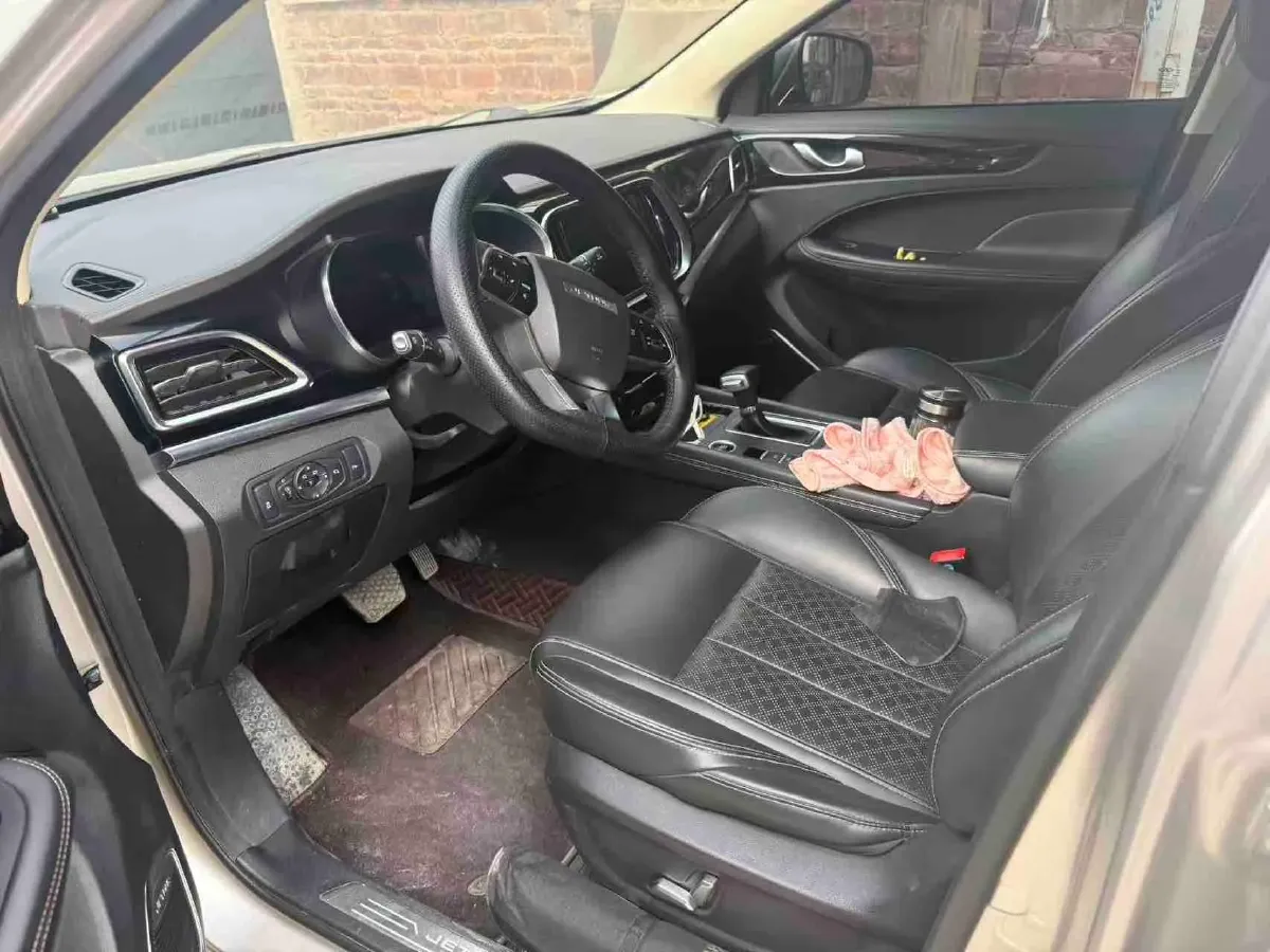 2019 Jetour X90 1.5T 147HP L4 8AT,autocango,china used car exporter,china ev exporter,chinese used car exporter,chinese used ev exporter