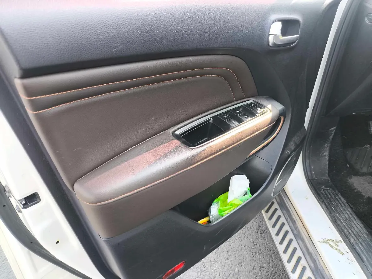 2017 GAC Trumpchi GS3 1.3T 137HP L4 6AT,autocango,china used car exporter,china ev exporter,chinese used car exporter,chinese used ev exporter