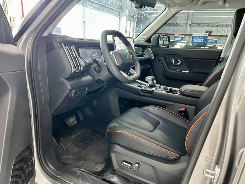 2025 Jetour Freeman 1.5T 184HP L4 7DCT,autocango,china used car exporter,china ev exporter,chinese used car exporter,chinese used ev exporter