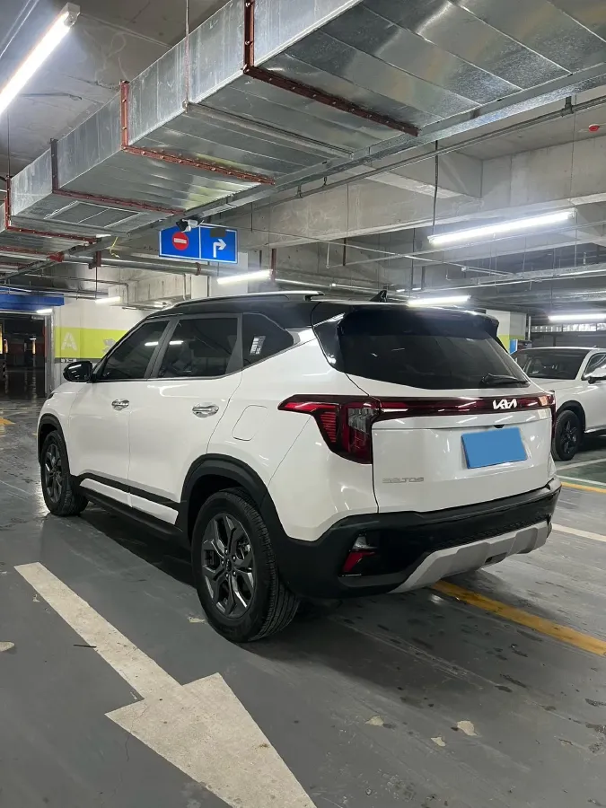 2023 Kia Seltos 1.5L 115HP L4 CVT,autocango,china used car exporter,china ev exporter,chinese used car exporter,chinese used ev exporter