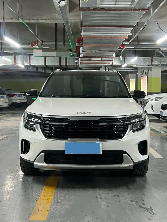 2023 Kia Seltos 1.5L 115HP L4 CVT,autocango,china used car exporter,china ev exporter,chinese used car exporter,chinese used ev exporter
