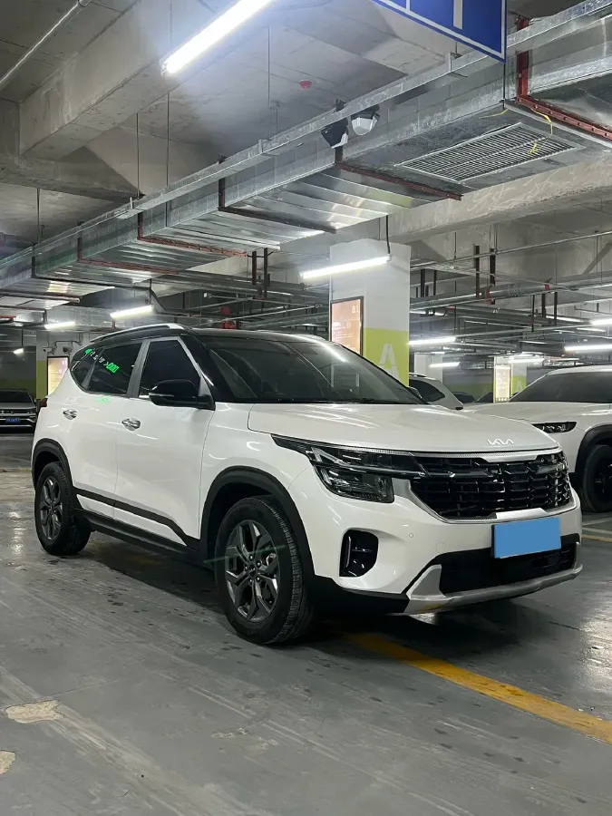 2023 Kia Seltos 1.5L 115HP L4 CVT,autocango,china used car exporter,china ev exporter,chinese used car exporter,chinese used ev exporter