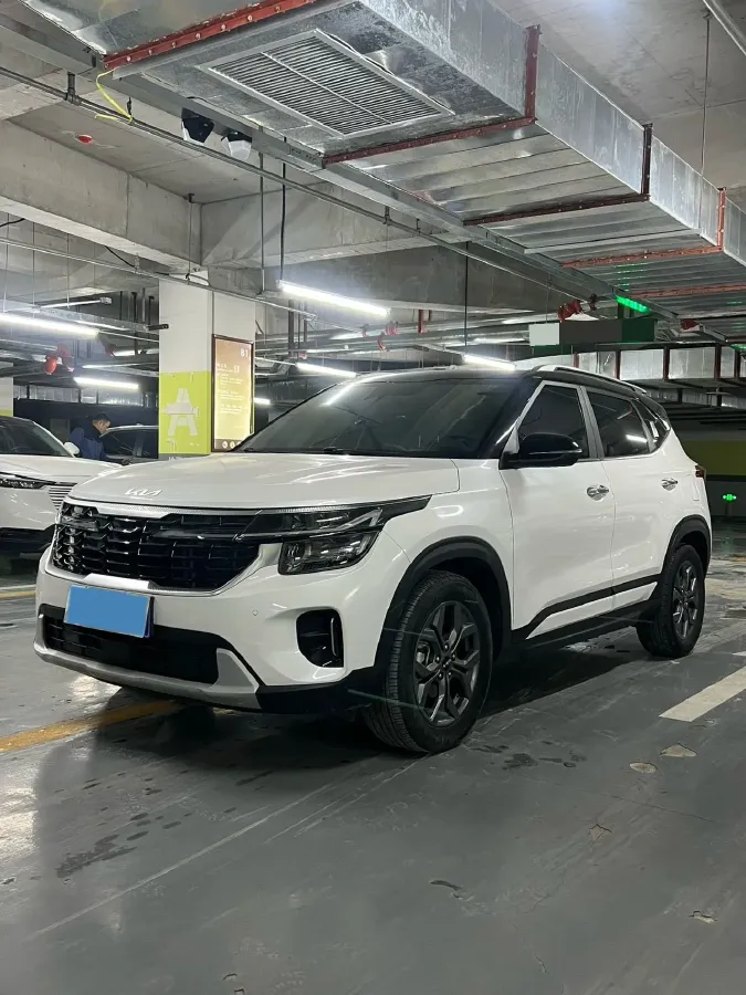 2023 Kia Seltos 1.5L 115HP L4 CVT,autocango,china used car exporter,china ev exporter,chinese used car exporter,chinese used ev exporter