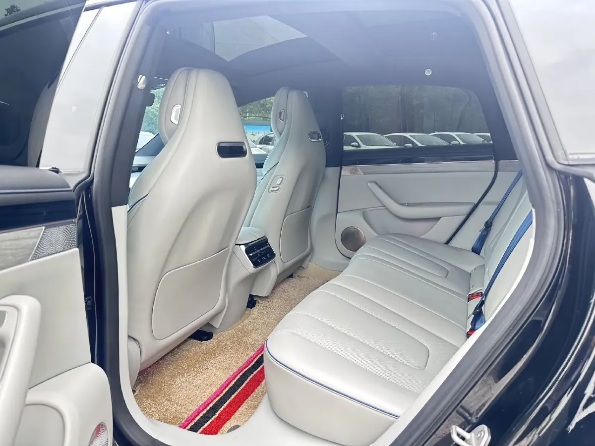 2024 Luxeed S7 BEV 82KWH,autocango,china used car exporter,china ev exporter,chinese used car exporter,chinese used ev exporter