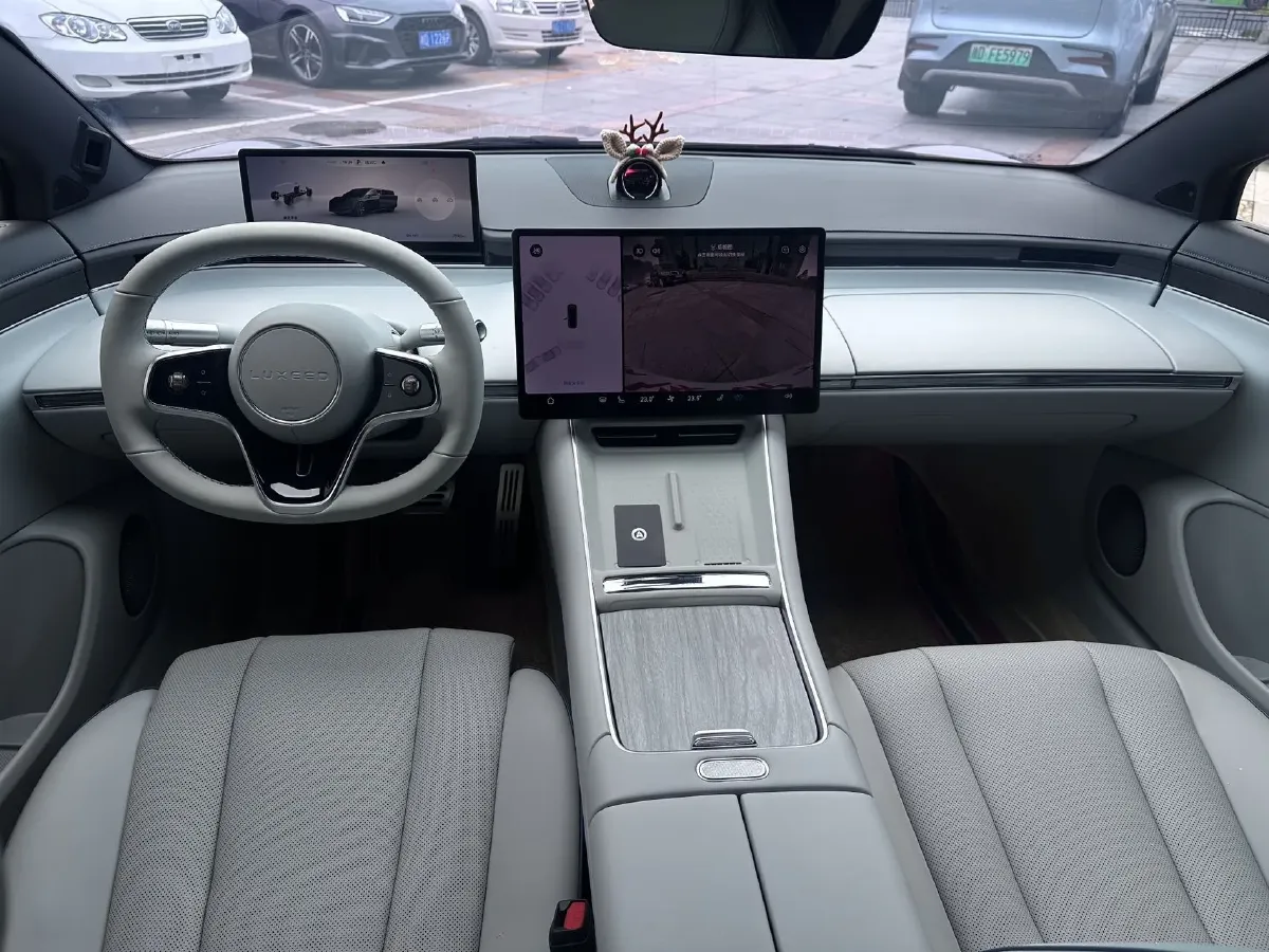 2024 Luxeed S7 BEV 82KWH,autocango,china used car exporter,china ev exporter,chinese used car exporter,chinese used ev exporter