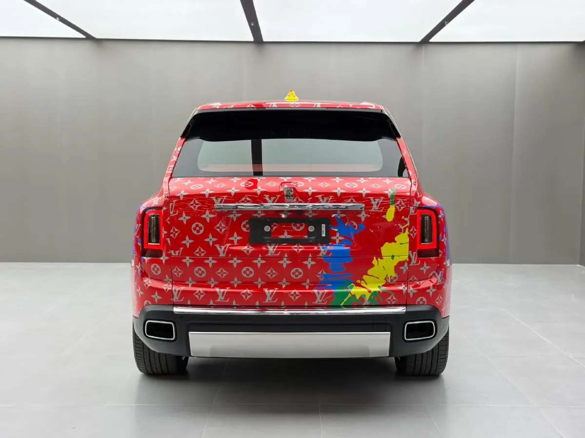 2018 Rolls-Royce Cullinan 6.7T 571HP V12 8AT,autocango,china used car exporter,china ev exporter,chinese used car exporter,chinese used ev exporter