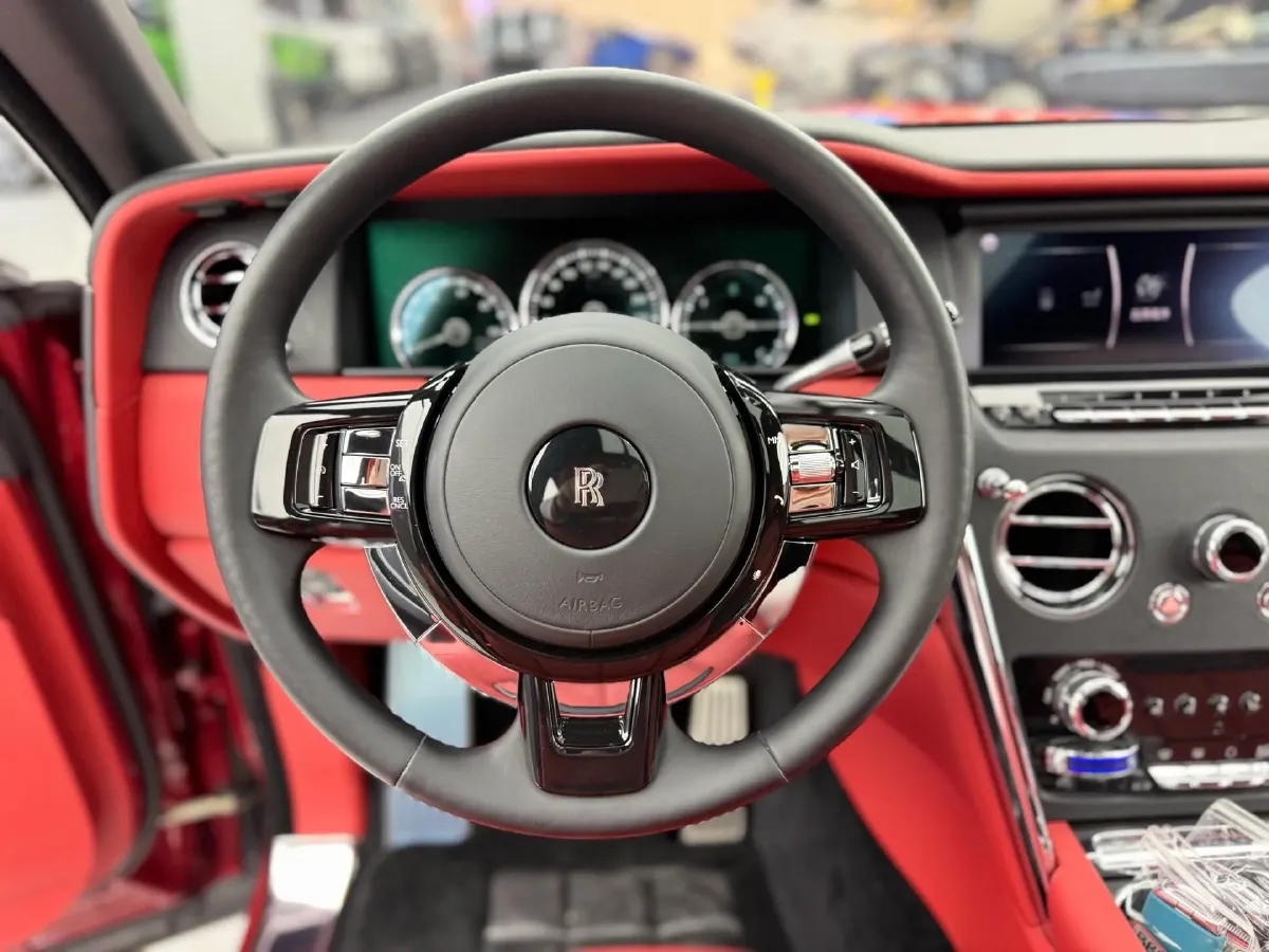 2018 Rolls-Royce Cullinan 6.7T 571HP V12 8AT,autocango,china used car exporter,china ev exporter,chinese used car exporter,chinese used ev exporter