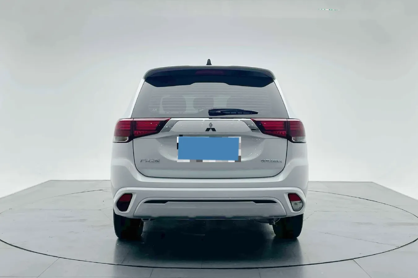 2021 Mitsubishi Outlander 2.0L 166HP L4 CVT,autocango,china used car exporter,china ev exporter,chinese used car exporter,chinese used ev exporter