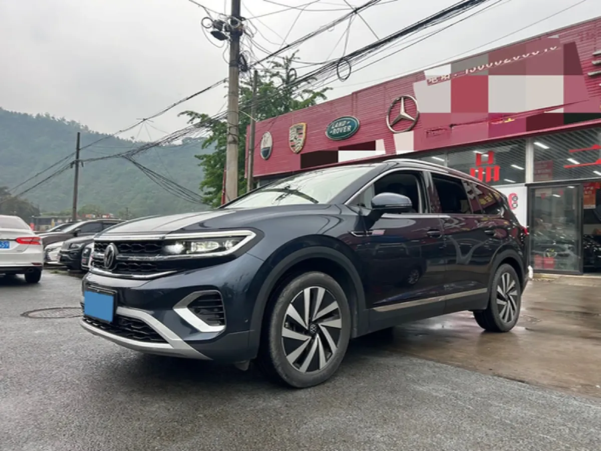 2021 Volkswagen Talagon 2.0T 220HP L4 7DCT,autocango,china used car exporter,china ev exporter,chinese used car exporter,chinese used ev exporter