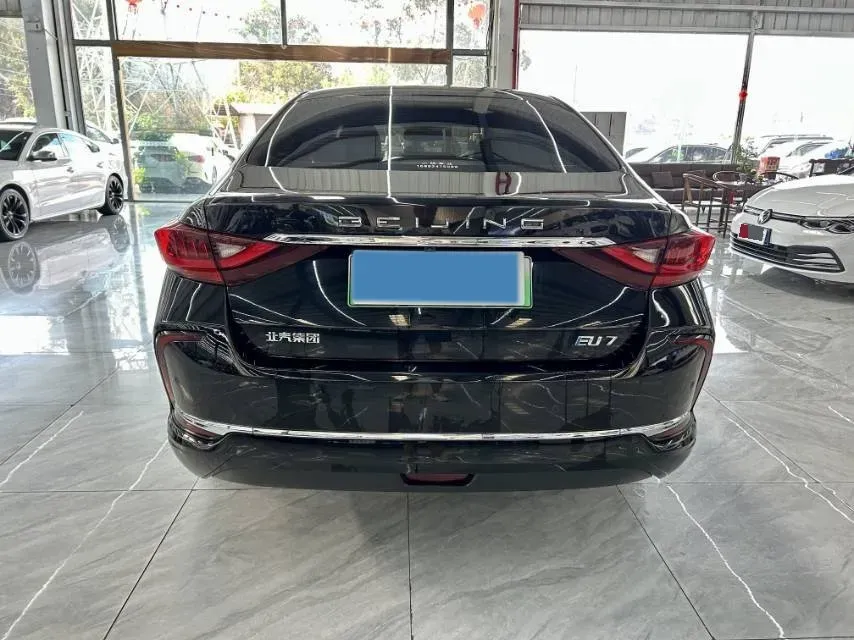 2022 BeiJing Auto EU7 BEV 60.7KWH,autocango,china used car exporter,china ev exporter,chinese used car exporter,chinese used ev exporter