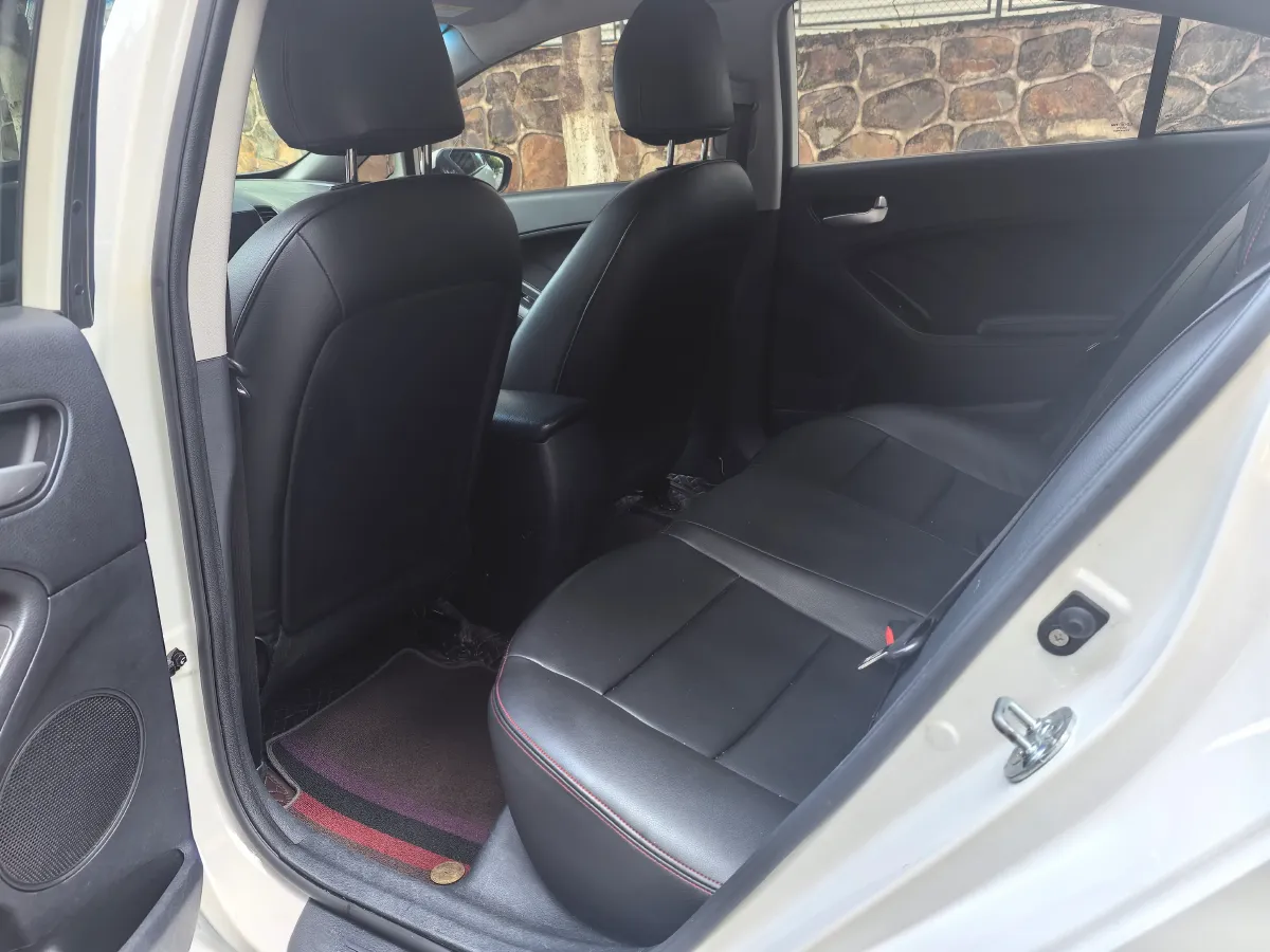 2017 Kia K3 1.6L 128HP L4 6AT,autocango,china used car exporter,china ev exporter,chinese used car exporter,chinese used ev exporter