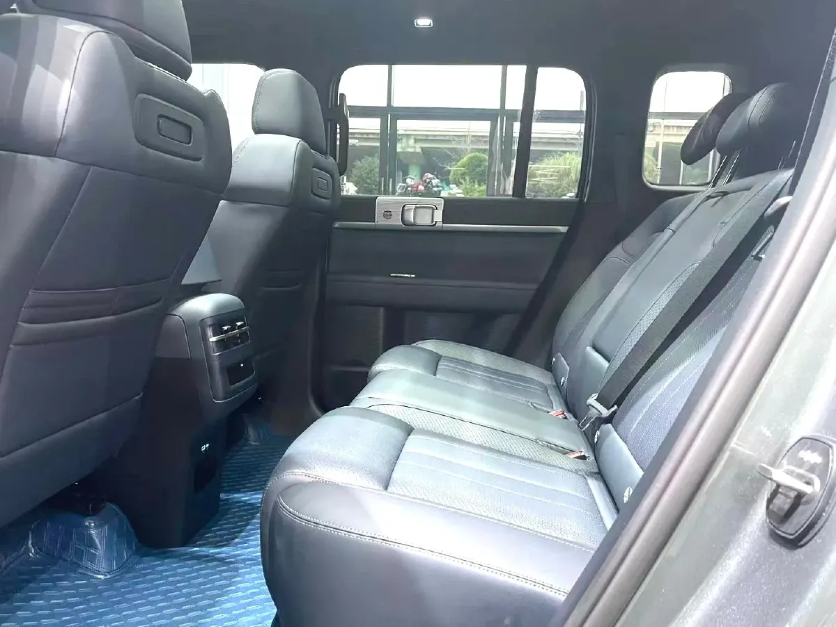 2025 FangChengBao Tai 7 1.5T 156HP L4 E-CVT PHEV,autocango,china used car exporter,china ev exporter,chinese used car exporter,chinese used ev exporter