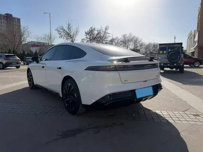 2024 DongFeng eπ eπ007 REEV 105HP REEV 28.4KWH,autocango,china used car exporter,china ev exporter,chinese used car exporter,chinese used ev exporter