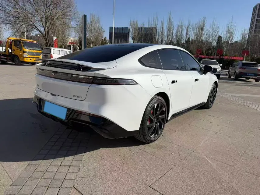 2024 DongFeng eπ eπ007 REEV 105HP REEV 28.4KWH,autocango,china used car exporter,china ev exporter,chinese used car exporter,chinese used ev exporter
