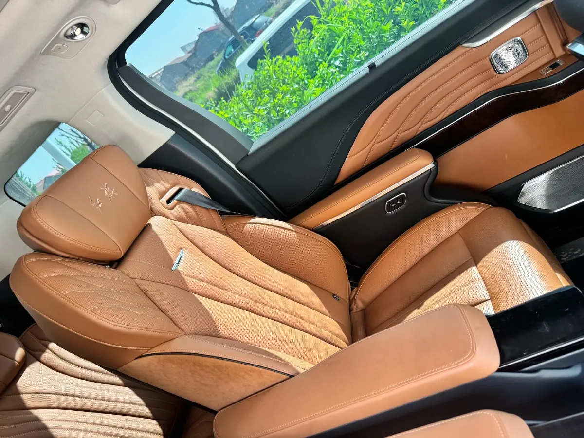 2023 HongQi HQ9 2.0T 252HP L4 8AT,autocango,china used car exporter,china ev exporter,chinese used car exporter,chinese used ev exporter