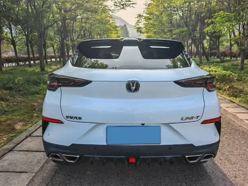 2020 ChangAn UNI-T 1.5T 180HP L4 7DCT,autocango,china used car exporter,china ev exporter,chinese used car exporter,chinese used ev exporter