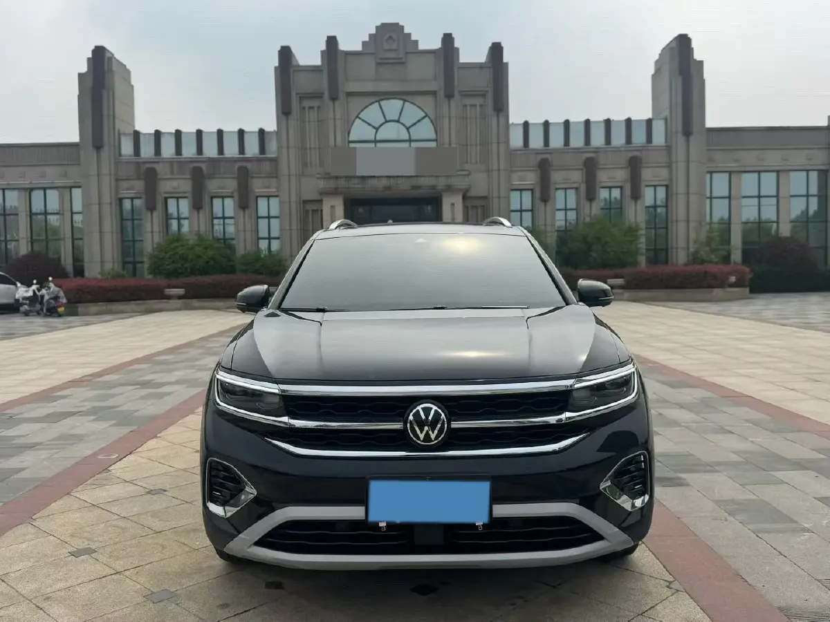 2023 Volkswagen Talagon 2.0T 220HP L4 7DCT,autocango,china used car exporter,china ev exporter,chinese used car exporter,chinese used ev exporter