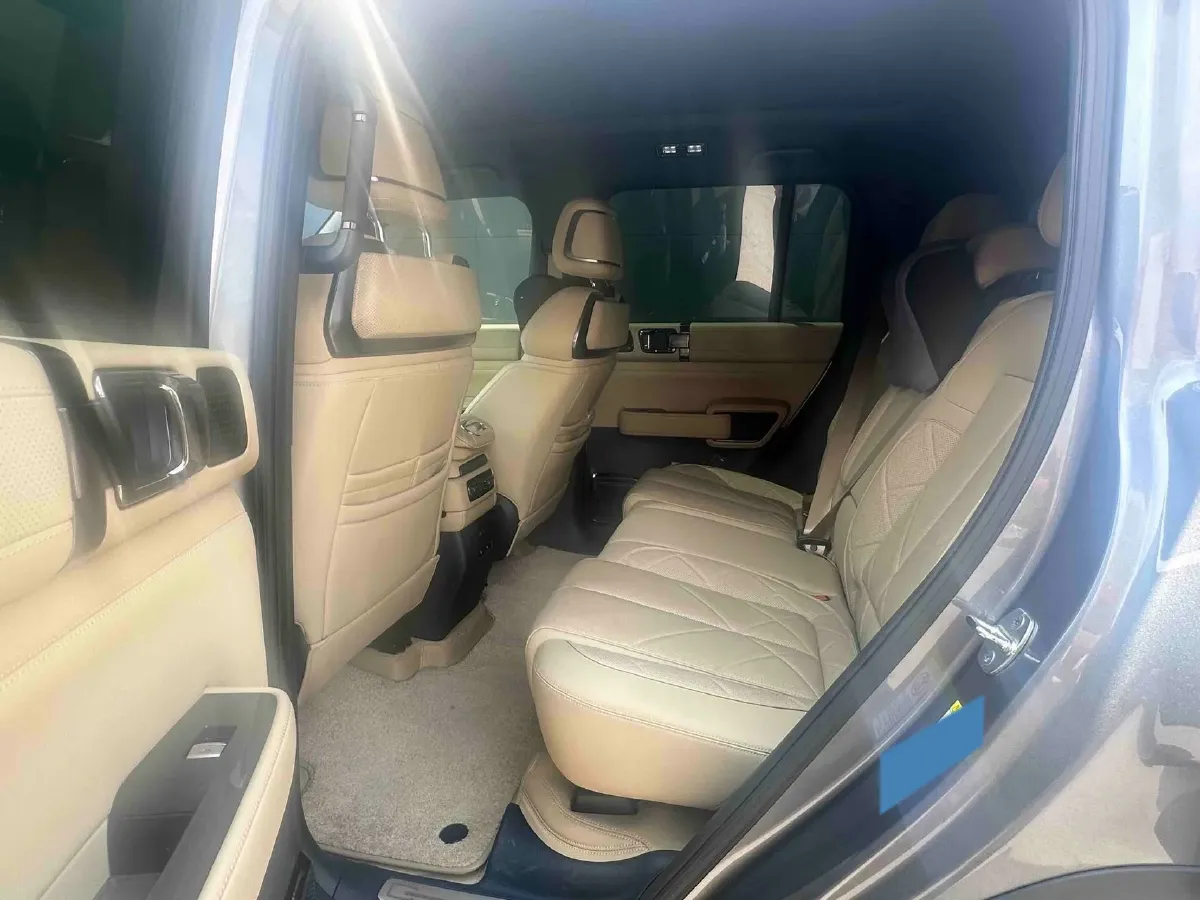 2023 FangChengBao Bao 5 1.5T 194HP L4 E-CVT PHEV 31.8KWH,autocango,china used car exporter,china ev exporter,chinese used car exporter,chinese used ev exporter