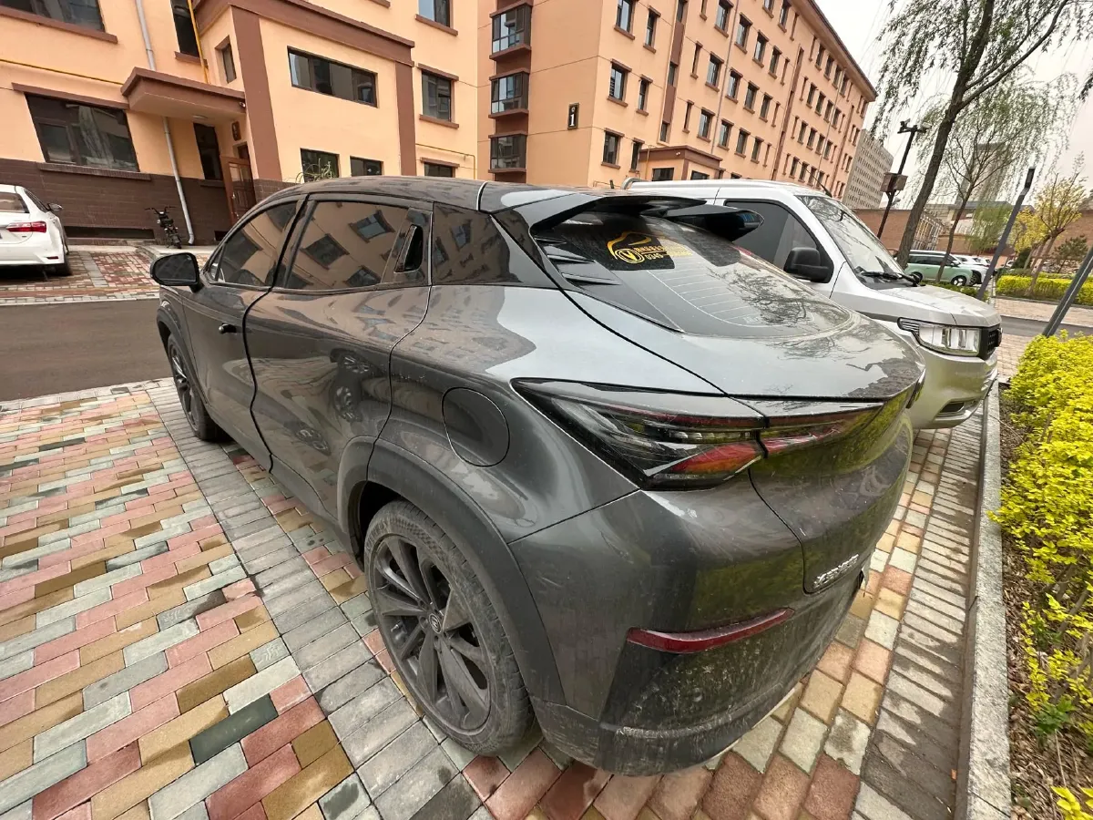 2020 ChangAn UNI-T 1.5T 180HP L4 7DCT,autocango,china used car exporter,china ev exporter,chinese used car exporter,chinese used ev exporter