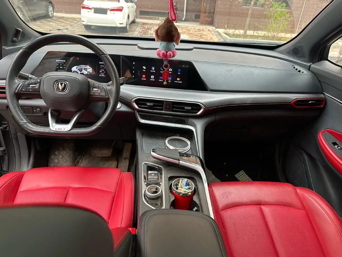 2020 ChangAn UNI-T 1.5T 180HP L4 7DCT,autocango,china used car exporter,china ev exporter,chinese used car exporter,chinese used ev exporter