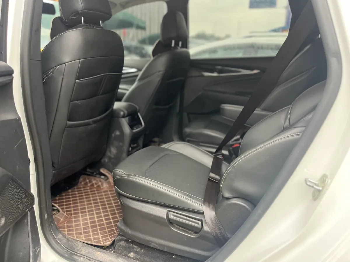 2021 MAXUS T90 2.0T 163HP L4 6AT,autocango,china used car exporter,china ev exporter,chinese used car exporter,chinese used ev exporter