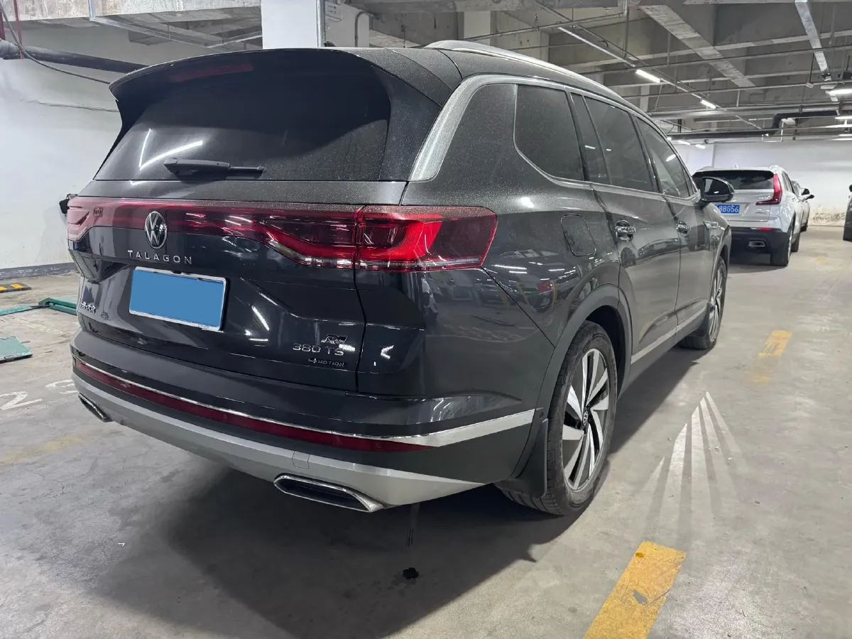 2021 Volkswagen Talagon 2.0T 220HP L4 7DCT,autocango,china used car exporter,china ev exporter,chinese used car exporter,chinese used ev exporter