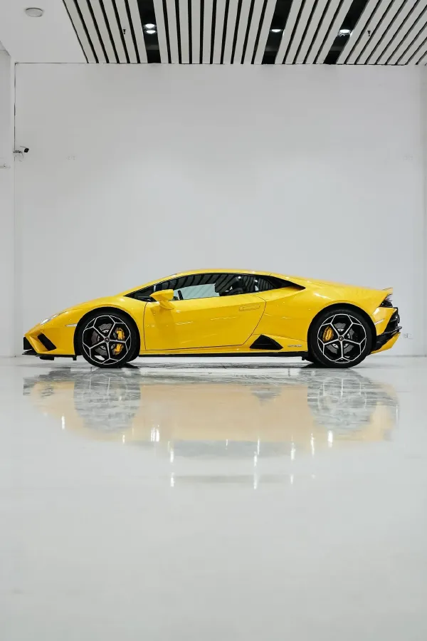 2020 Lamborghini Huracán 5.2L 611HP V10 7DCT,autocango,china used car exporter,china ev exporter,chinese used car exporter,chinese used ev exporter