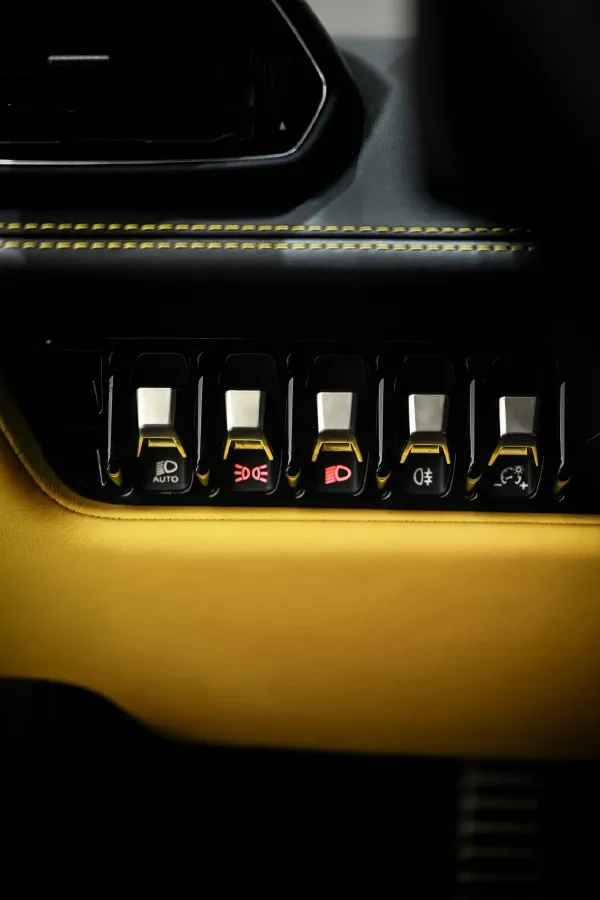 2020 Lamborghini Huracán 5.2L 611HP V10 7DCT,autocango,china used car exporter,china ev exporter,chinese used car exporter,chinese used ev exporter