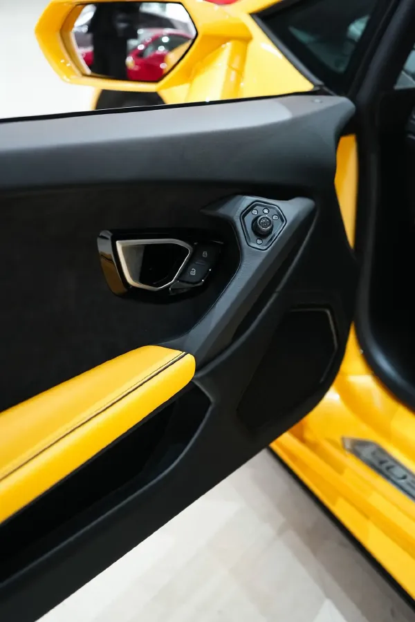 2020 Lamborghini Huracán 5.2L 611HP V10 7DCT,autocango,china used car exporter,china ev exporter,chinese used car exporter,chinese used ev exporter