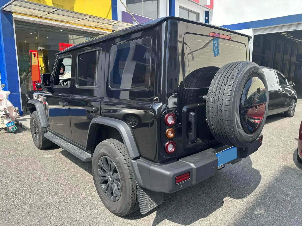 2024 212 212 T01 2.0T 252HP L4 8AT,autocango,china used car exporter,china ev exporter,chinese used car exporter,chinese used ev exporter