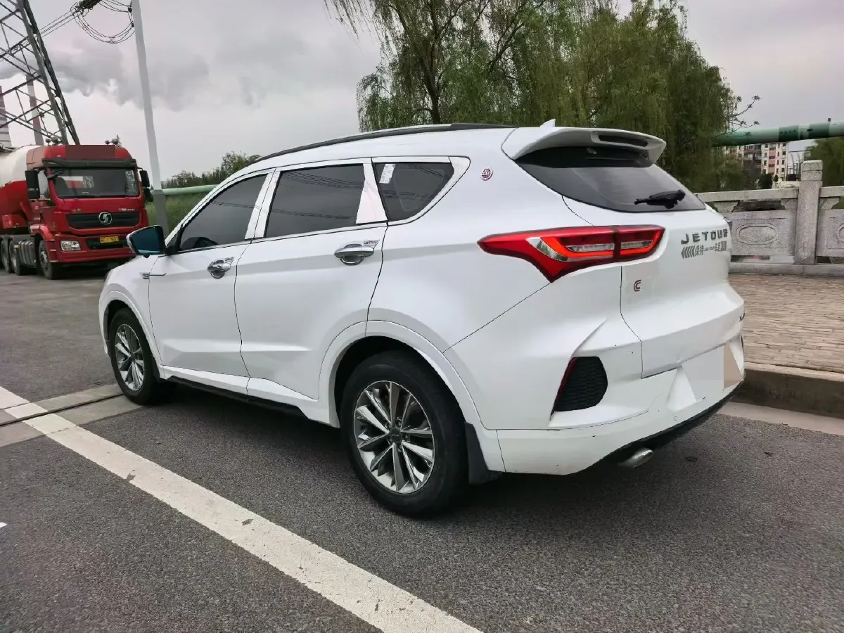 2022 Jetour X70 1.5T 156HP L4 6DCT,autocango,china used car exporter,china ev exporter,chinese used car exporter,chinese used ev exporter