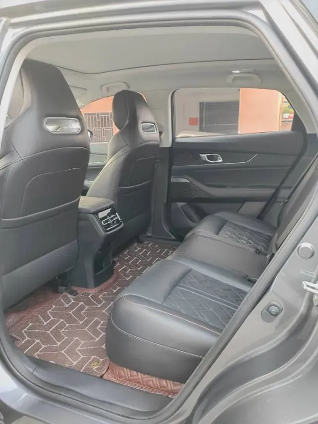 2021 ChangAn UNI-K 2.0T 233HP L4 8AT,autocango,china used car exporter,china ev exporter,chinese used car exporter,chinese used ev exporter