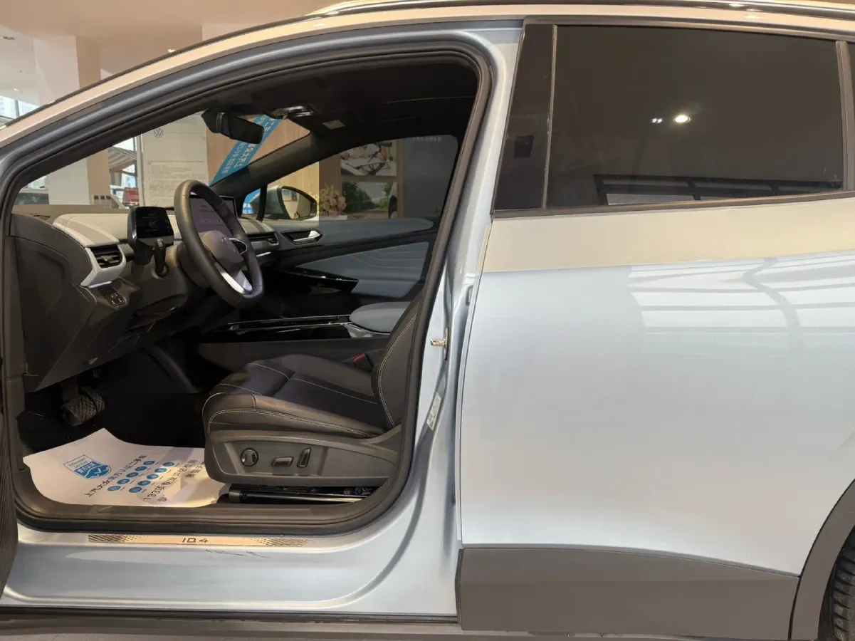 2025 Volkswagen ID.4 X BEV 52.8KWH,autocango,china used car exporter,china ev exporter,chinese used car exporter,chinese used ev exporter