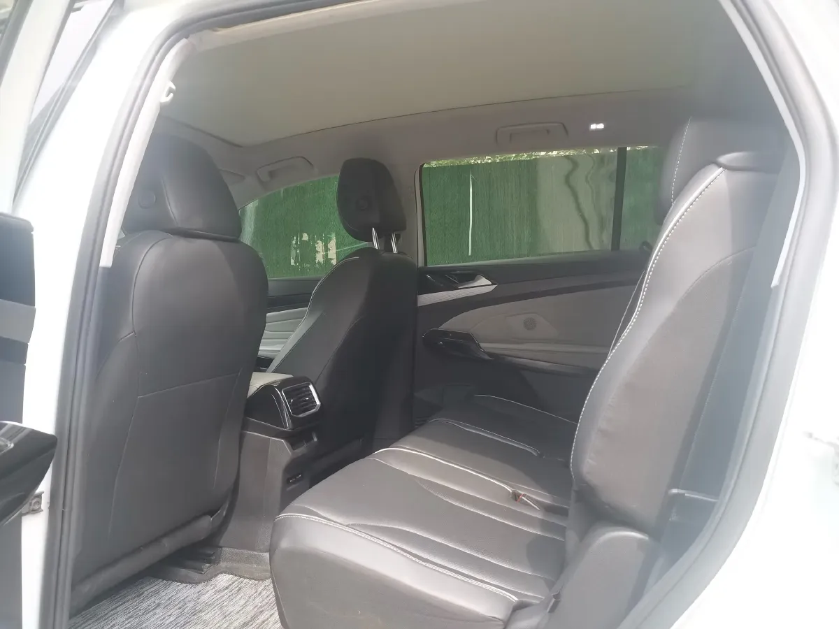 2022 Volkswagen ID.6 X BEV 83.4KWH,autocango,china used car exporter,china ev exporter,chinese used car exporter,chinese used ev exporter