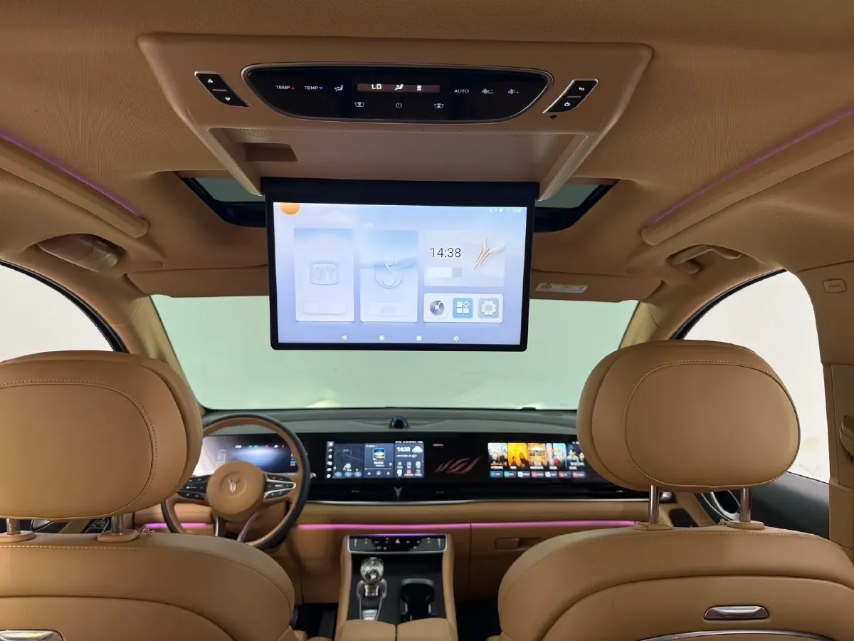 2024 Voyah Dream 1.5T 150HP L4 PHEV 43KWH,autocango,china used car exporter,china ev exporter,chinese used car exporter,chinese used ev exporter