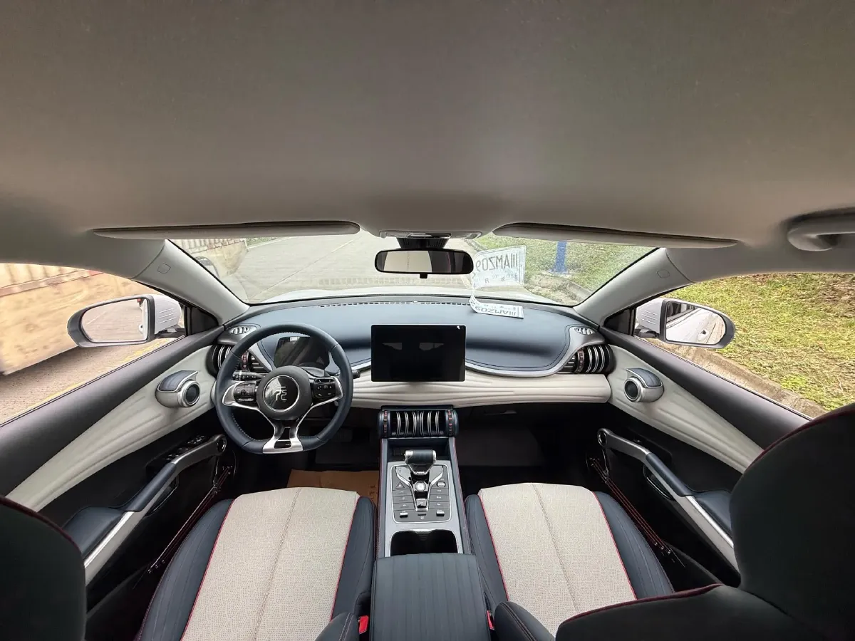 2022 Roewe RX5 MAX 1.5T 181HP L4 6AT,autocango,china used car exporter,china ev exporter,chinese used car exporter,chinese used ev exporter