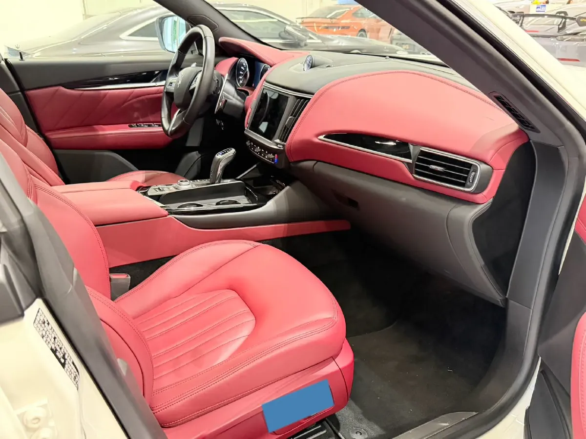 2021 Maserati Levante 3.0T 350HP V6 8AT,autocango,china used car exporter,china ev exporter,chinese used car exporter,chinese used ev exporter