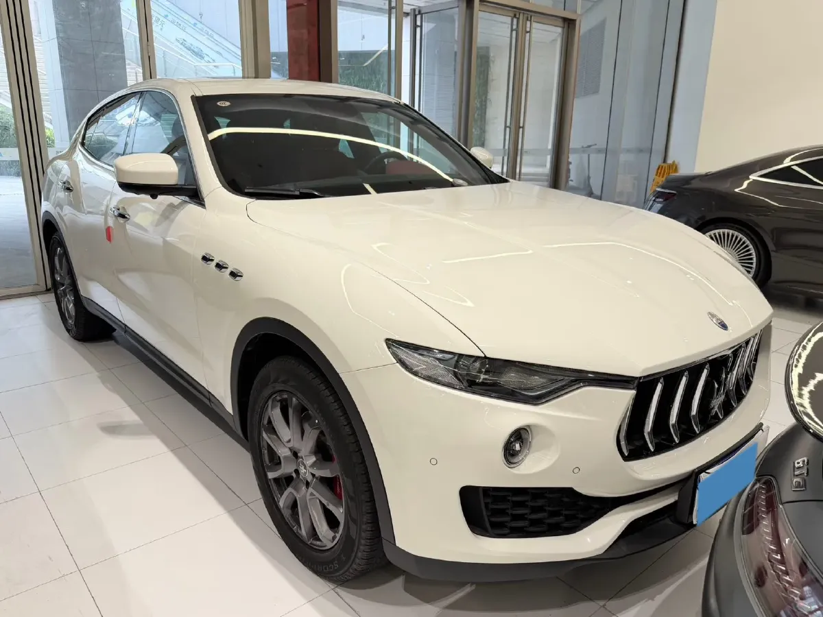 2021 Maserati Levante 3.0T 350HP V6 8AT,autocango,china used car exporter,china ev exporter,chinese used car exporter,chinese used ev exporter
