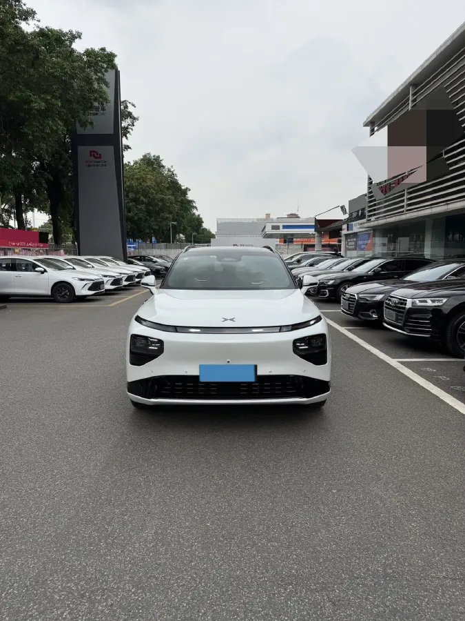 2025 Xpeng G9 BEV 79KWH,autocango,china used car exporter,china ev exporter,chinese used car exporter,chinese used ev exporter