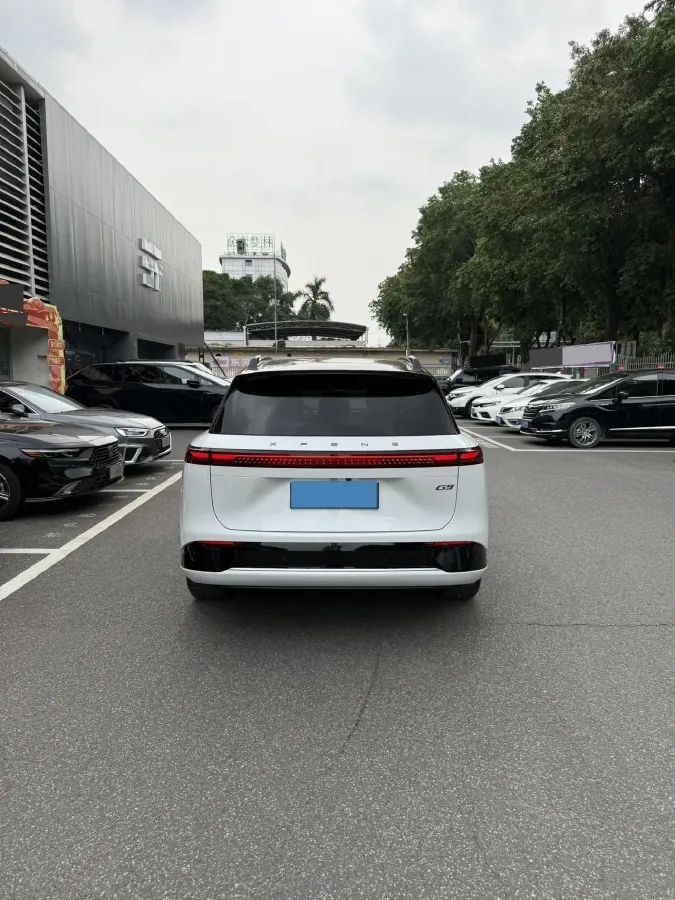 2025 Xpeng G9 BEV 79KWH,autocango,china used car exporter,china ev exporter,chinese used car exporter,chinese used ev exporter