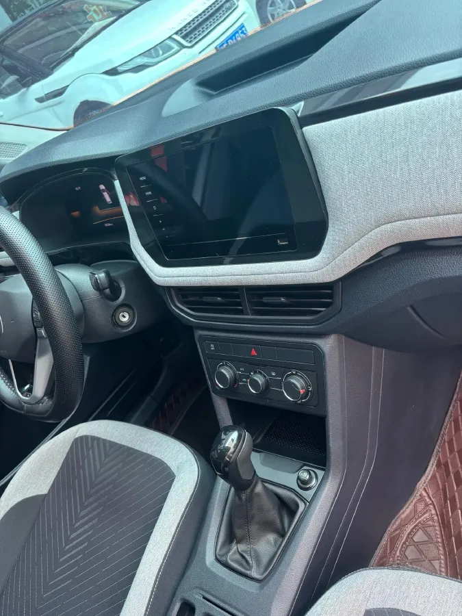 2025 Volkswagen Tharu 1.5L 110HP L4 6AT,autocango,china used car exporter,china ev exporter,chinese used car exporter,chinese used ev exporter