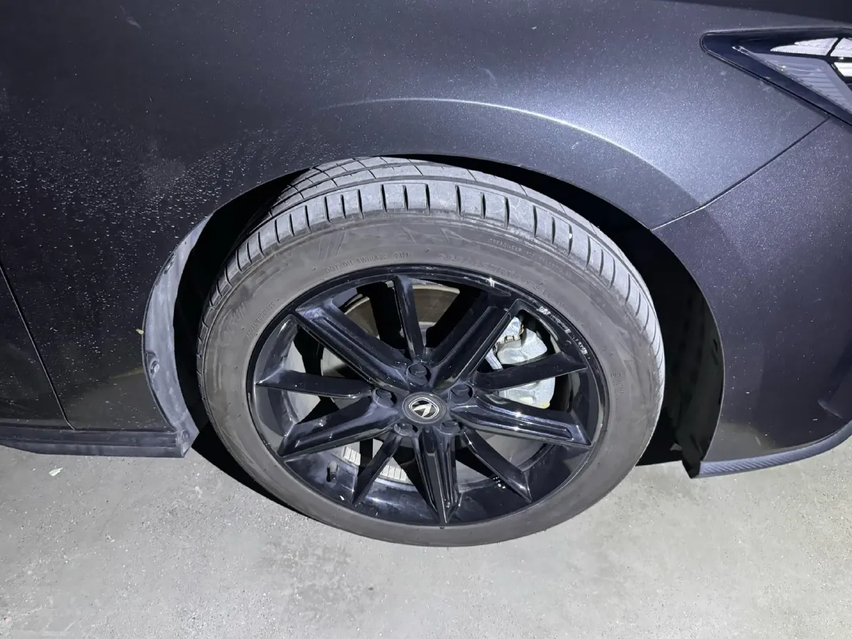 2023 ChangAn UNI-V iDD 1.5T 170HP L4 6TCT PHEV 18.4KWH,autocango,china used car exporter,china ev exporter,chinese used car exporter,chinese used ev exporter