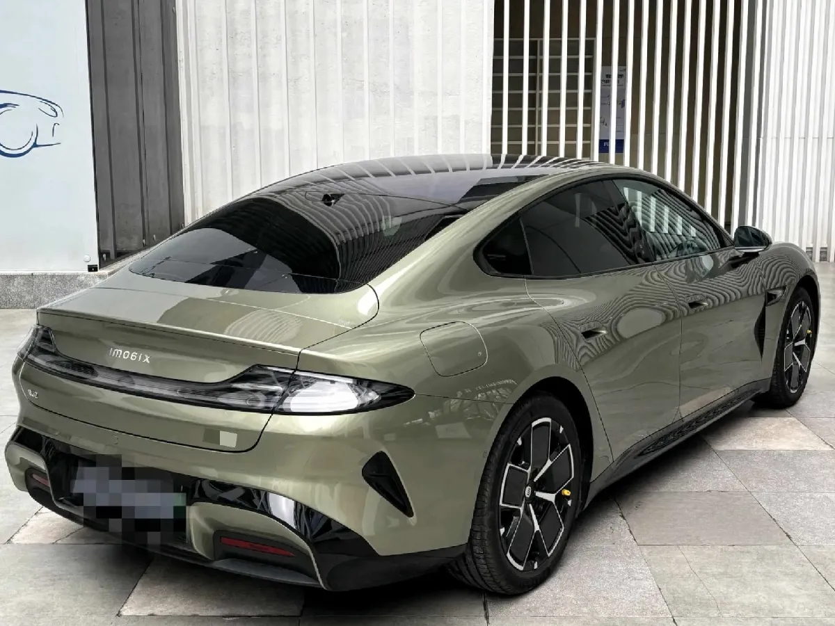 2024 MI SU7 BEV 73.6KWH,autocango,china used car exporter,china ev exporter,chinese used car exporter,chinese used ev exporter