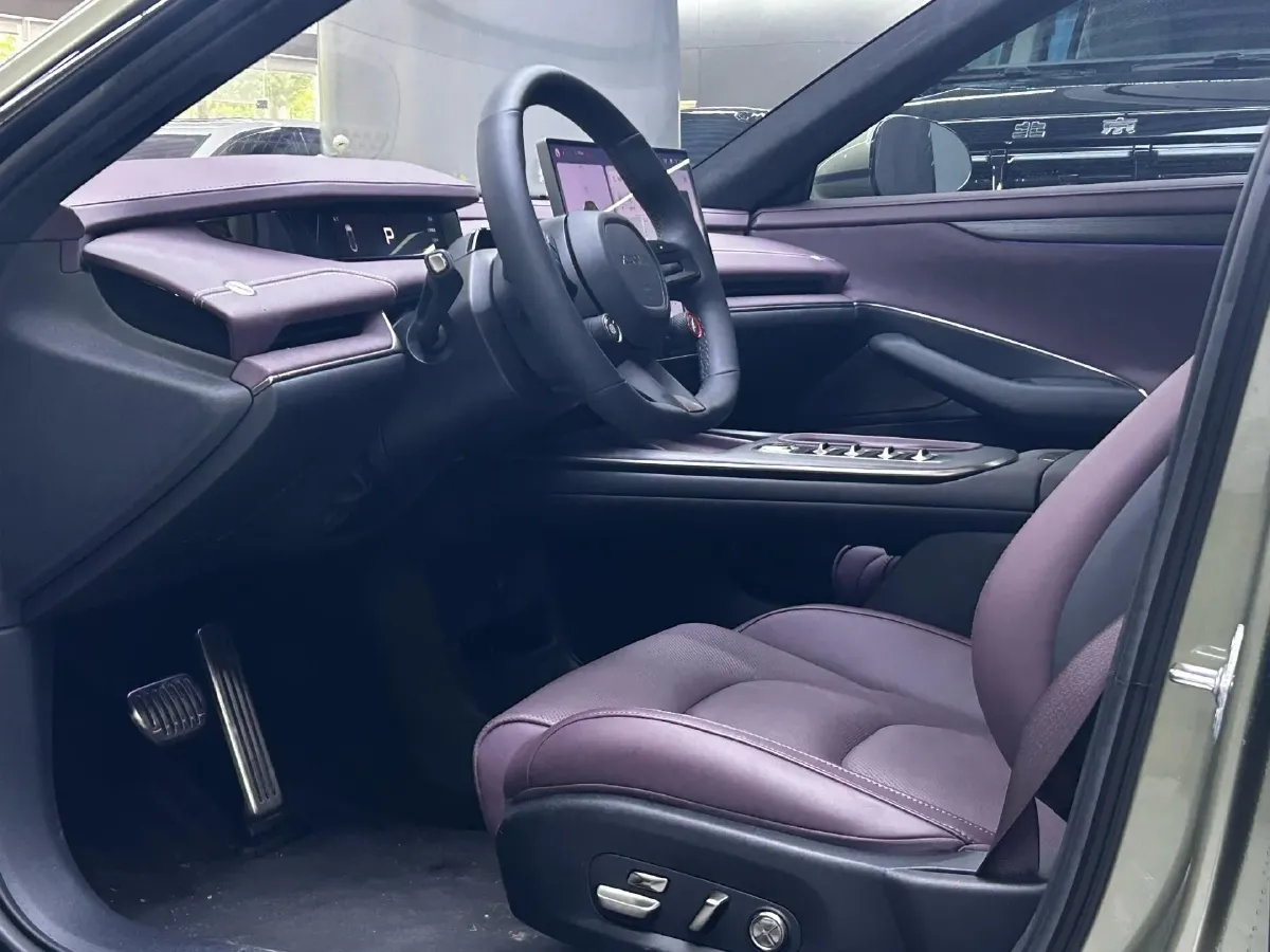 2024 MI SU7 BEV 101KWH,autocango,china used car exporter,china ev exporter,chinese used car exporter,chinese used ev exporter